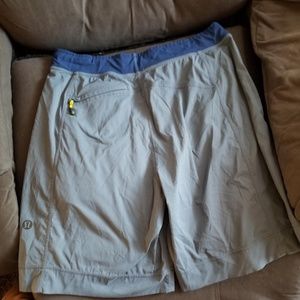 Lululemon Shorts Size Medium